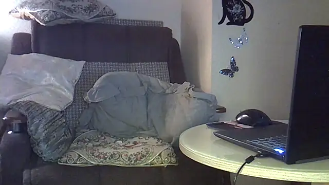 EllaJohnsonX online show from March 2026 09:33:02 PM