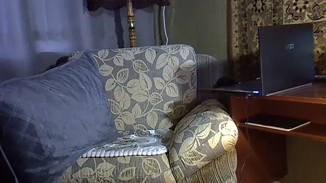 EllaJohnsonX online show from April 2026 11:05:01 AM