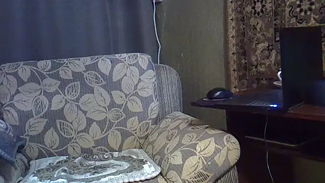 EllaJohnsonX online show from April 2026 07:50:02 PM