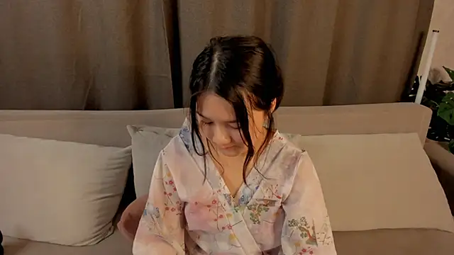 Maekko online show from February 2026 06:21:01 PM