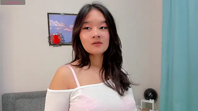 Maekko online show from November 2025 09:29:02 PM