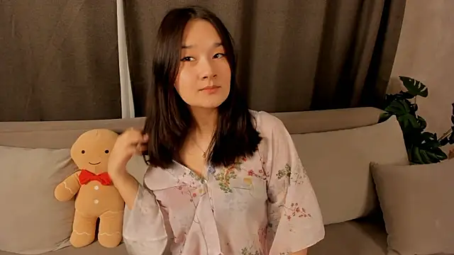 Maekko online show from March 2026 05:40:01 PM