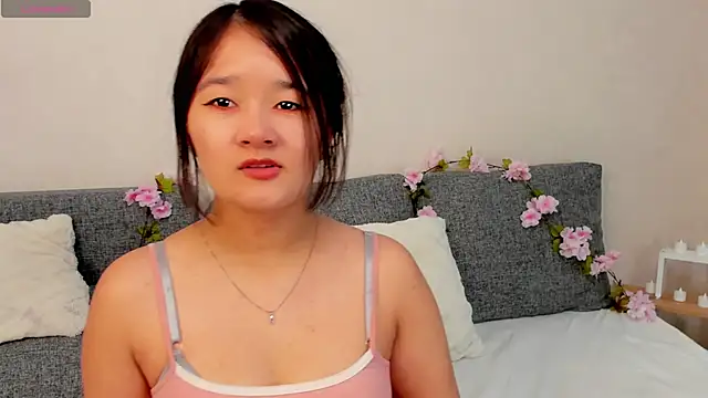 Maekko online show from December 2025 05:29:02 PM