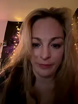 kayNkris online show from October 2025 06:45:01 AM