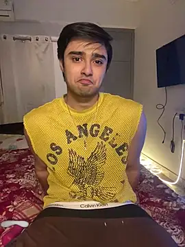 sunny49477 online show from March 2026 07:04:01 PM