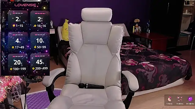  britney white  online show from December 2025 06:29:02 PM