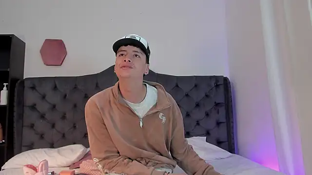 two milkyway online show from February 2026 11:21:01 AM