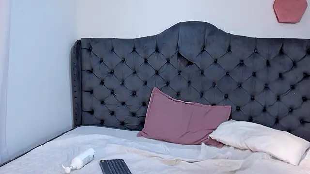 Snapshot of two_milkyway chatting on March 2026 02:12:01 AM two milkyway online show from March 2026 02:12:01 AM