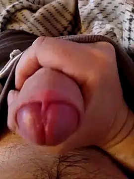 MaxiFabry online show from October 2025 09:37:02 PM