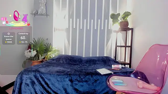 Snapshot of Samantha__cooper chatting on March 2025 01:40:01 PM Samantha  cooper online show from March 2025 01:40:01 PM