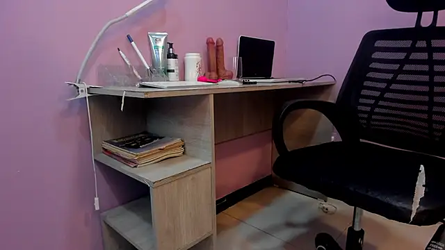 Samantha  cooper online show from December 2025 11:12:01 AM