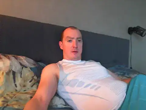 Snapshot of Dutch_pussy_lover chatting on January 2025 02:19:02 PM Dutch pussy lover online show from January 2025 02:19:02 PM