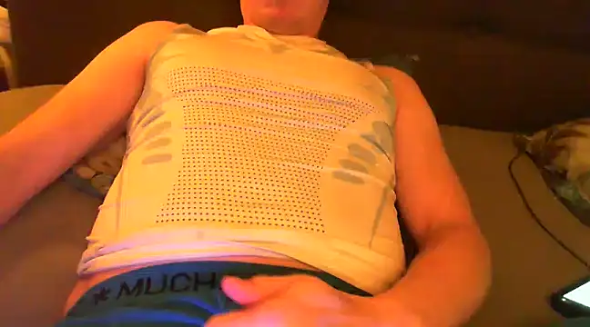 Snapshot of Dutch_pussy_lover chatting on December 2024 05:01:02 PM Dutch pussy lover online show from December 2024 05:01:02 PM