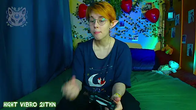 TrickyKitsune online show from March 2026 03:28:02 PM