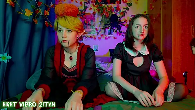 Snapshot of TrickyKitsune chatting on October 2025 03:54:02 PM TrickyKitsune online show from October 2025 03:54:02 PM