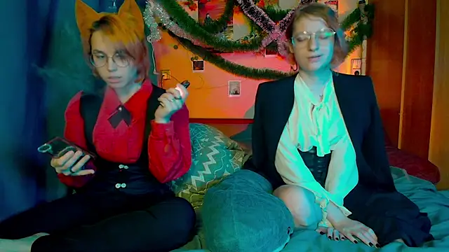 TrickyKitsune online show from January 2026 03:08:01 PM