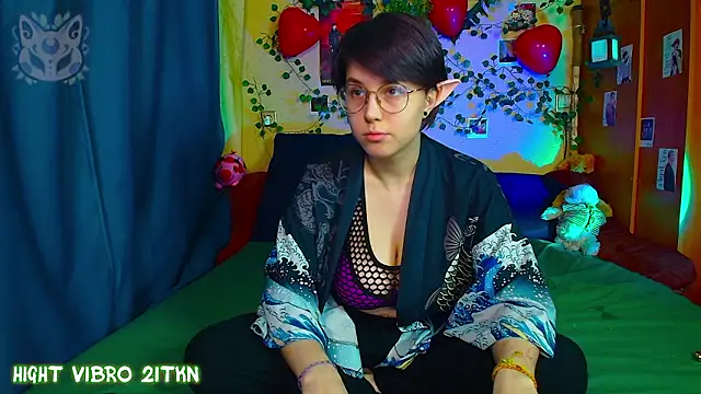 TrickyKitsune online show from March 2026 02:51:01 PM