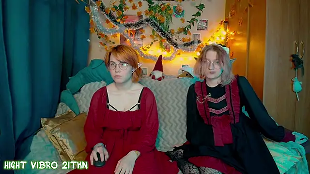 TrickyKitsune online show from December 2025 01:33:02 PM