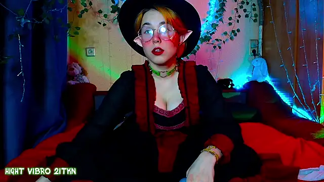 Snapshot of TrickyKitsune chatting on February 2025 03:16:02 PM TrickyKitsune online show from February 2025 03:16:02 PM