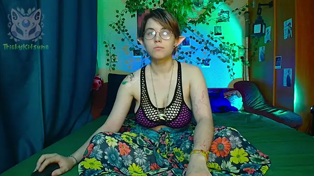 Snapshot of TrickyKitsune chatting on May 2026 03:58:02 PM TrickyKitsune online show from May 2026 03:58:02 PM