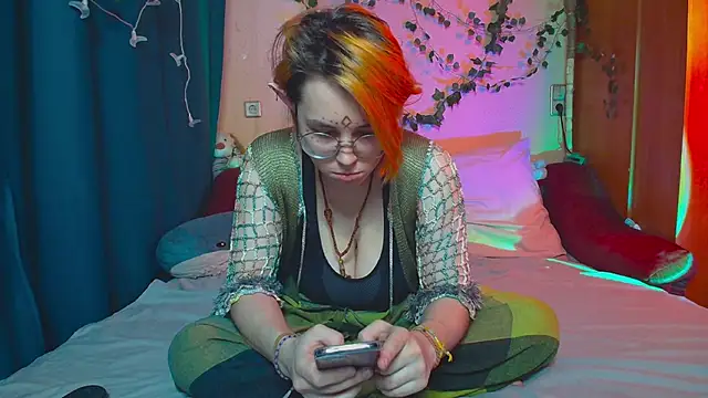 Snapshot of TrickyKitsune chatting on March 2025 03:14:02 PM TrickyKitsune online show from March 2025 03:14:02 PM