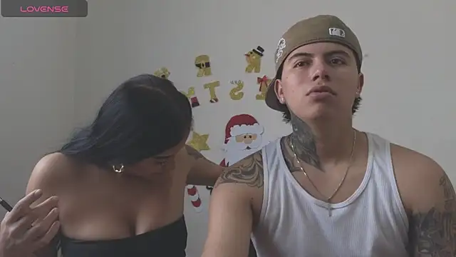 Snapshot of Thiago_x_Sahara chatting on November 2025 02:07:02 PM Thiago x Sahara online show from November 2025 02:07:02 PM