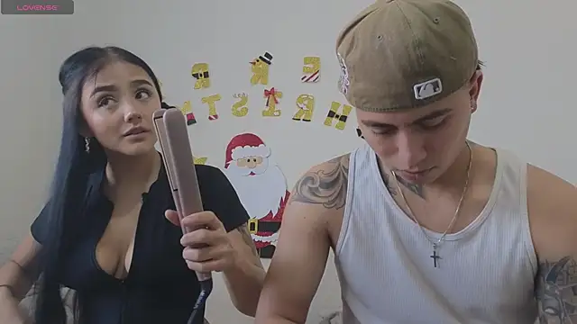 Snapshot of Thiago_x_Sahara chatting on December 2025 01:10:02 PM Thiago x Sahara online show from December 2025 01:10:02 PM