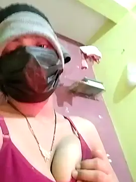 Coupleshow47 online show from January 2025 08:39:02 PM