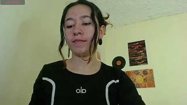 Snapshot of Maam_Ine chatting on September 2025 11:00:02 PM Maam Ine online show from September 2025 11:00:02 PM