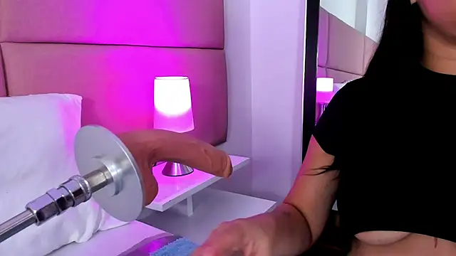 SammyMorales online show from November 2025 12:38:02 PM