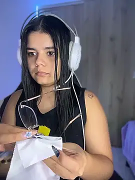 pretty angela1 online show from April 2026 03:56:01 AM