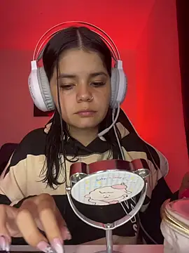 pretty angela1 online show from November 2025 05:24:02 AM