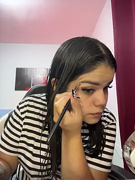 pretty angela1 online show from November 2025 10:57:02 PM