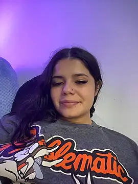 pretty angela1 online show from November 2025 05:00:02 AM