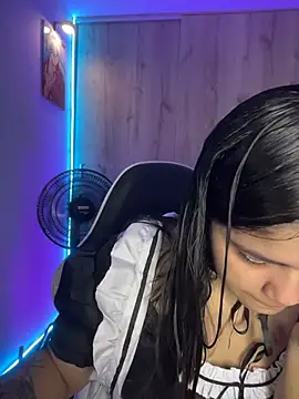 pretty angela1 online show from June 2026 01:22:01 AM