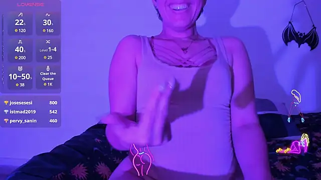 Laura hellss online show from February 2025 02:44:02 AM