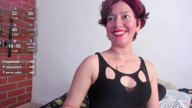 Laura hellss online show from March 2025 07:54:02 PM