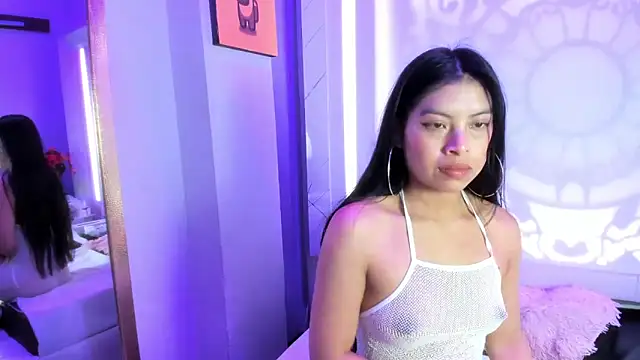 Chloe Martini online show from April 2026 02:47:02 AM