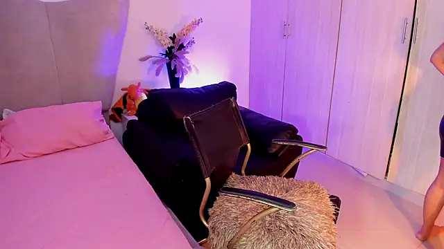 rachaeldeckard   online show from November 2025 03:00:02 AM