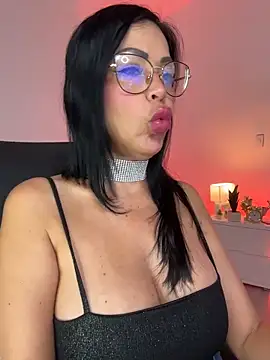 Snapshot of KarolRubi1 chatting on May 2026 01:56:01 AM KarolRubi1 online show from May 2026 01:56:01 AM