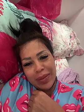 Snapshot of KarolRubi1 chatting on April 2026 02:14:02 PM KarolRubi1 online show from April 2026 02:14:02 PM