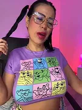 KarolRubi1 online show from April 2026 11:18:02 PM