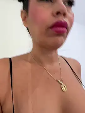 KarolRubi1 online show from March 2025 03:41:02 PM