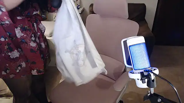 LasolitaAuri online show from March 2025 09:48:02 PM