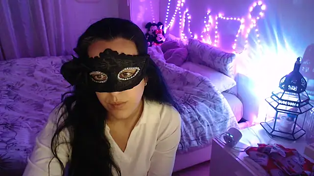 LasolitaAuri online show from April 2026 10:49:01 PM