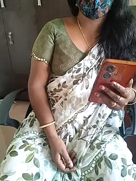 Snapshot of Tamil_roja69 chatting on April 2026 05:23:01 AM Tamil roja69 online show from April 2026 05:23:01 AM