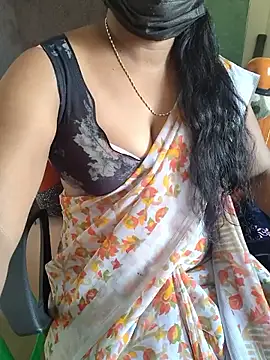 Snapshot of Tamil_roja69 chatting on May 2026 05:51:01 AM Tamil roja69 online show from May 2026 05:51:01 AM