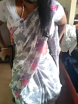 Snapshot of Tamil_roja69 chatting on May 2026 05:22:01 AM Tamil roja69 online show from May 2026 05:22:01 AM