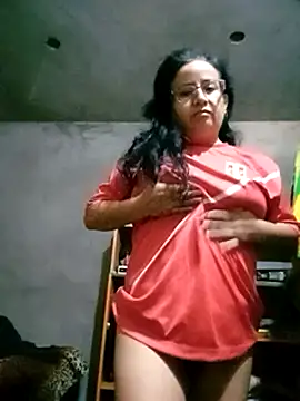 Mariakell online show from March 2025 02:21:02 PM