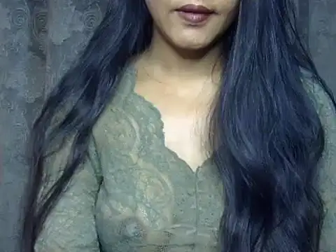 Snapshot of Anvesha_7 chatting on November 2025 05:50:01 PM Anvesha 7 online show from November 2025 05:50:01 PM